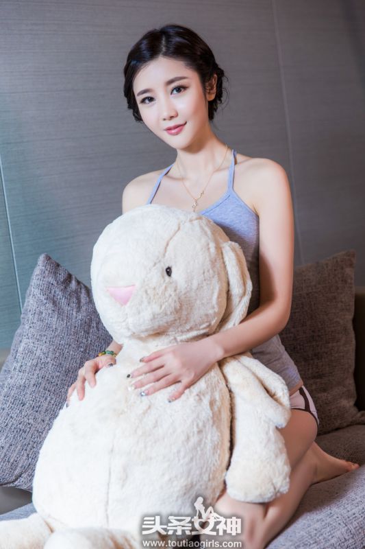 头条女神嫩模苏凉私房性感写真激凸诱惑