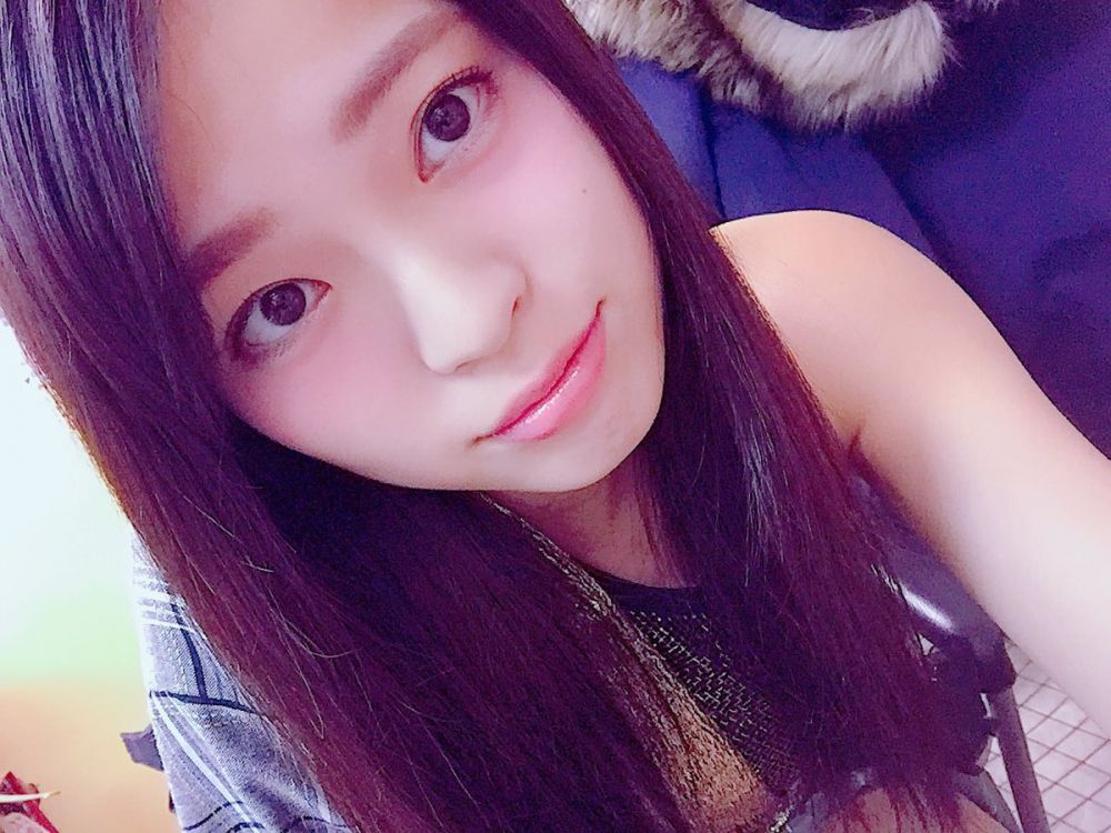日本少女吉泽玲菜维特私房照可爱迷人