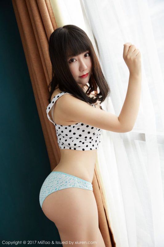 蜜桃清纯小萝莉雪碧甜美可爱爆乳流鼻血性感美女图片