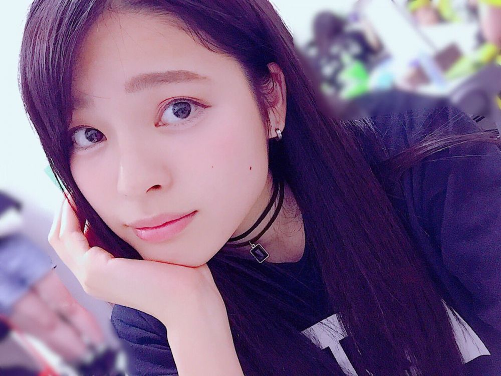 日本少女吉泽玲菜维特私房照可爱迷人