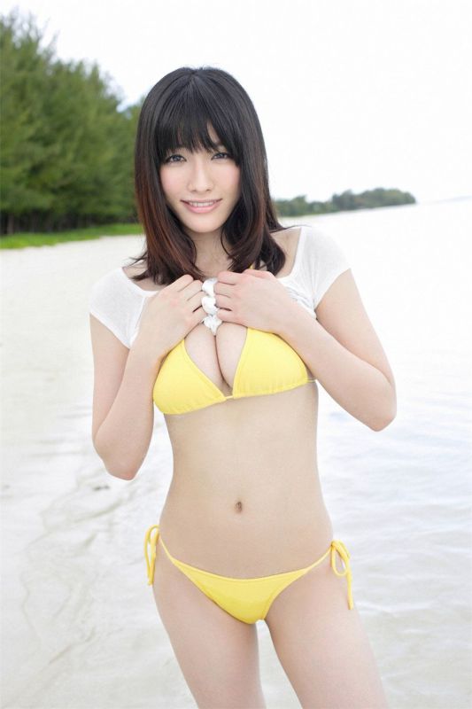 日本美女拍写真超诱惑 日本爆乳美女今野杏南比基尼内衣诱惑写真