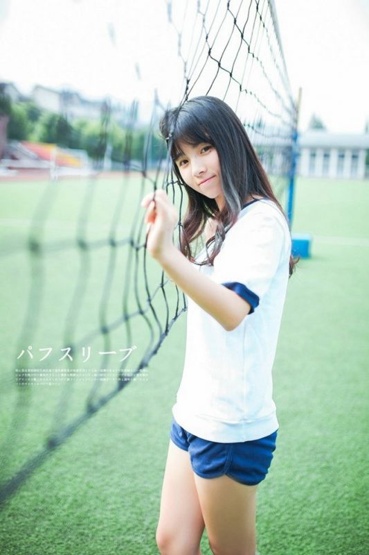 运动少女学生妹校园风俏皮唯美可爱校园阳光养眼图片