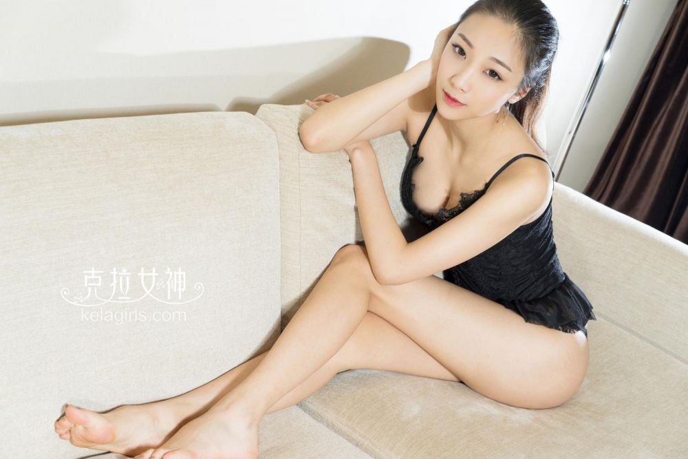 克拉女神模特静静私房美腿写真