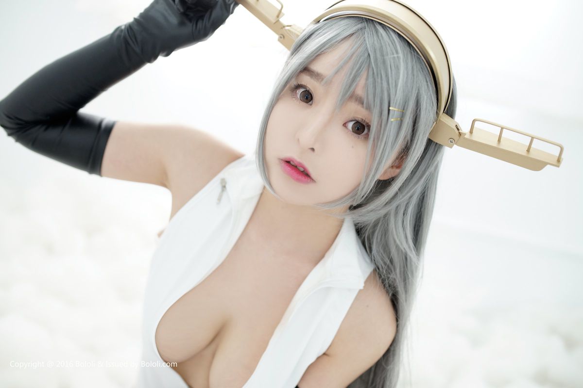 90后美胸美女柳侑绮COS性感酥胸诱惑