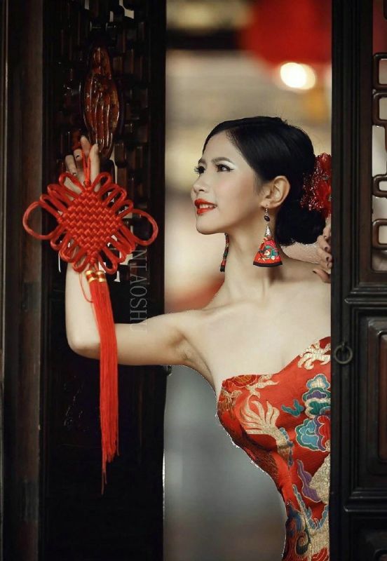 红色旗袍美女红唇冷艳中国风美得令人窒息艺术写真