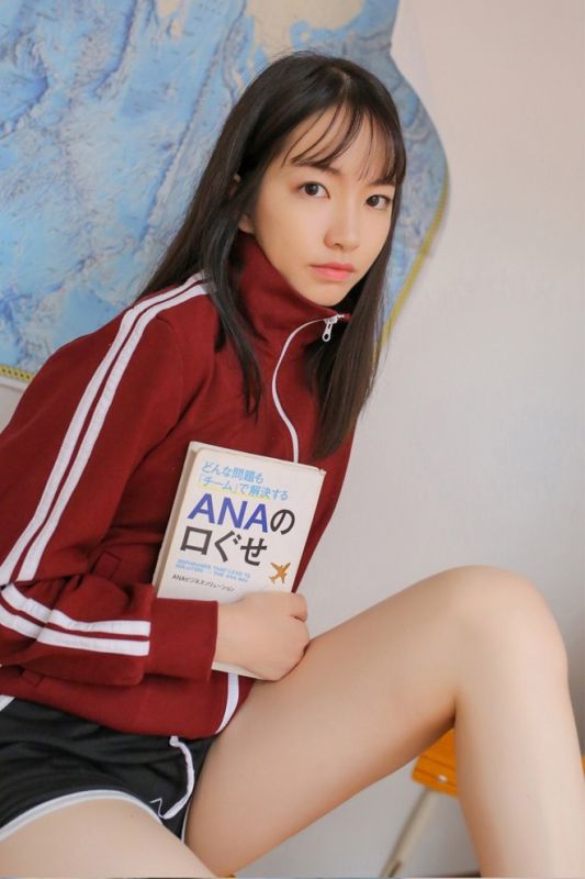教室校花美女jk制服运动装性感诱人美腿欣赏写真