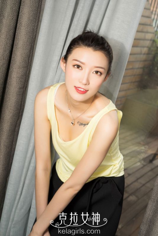 克拉女神赵雨静《江南烟雨韵》清纯女子图片