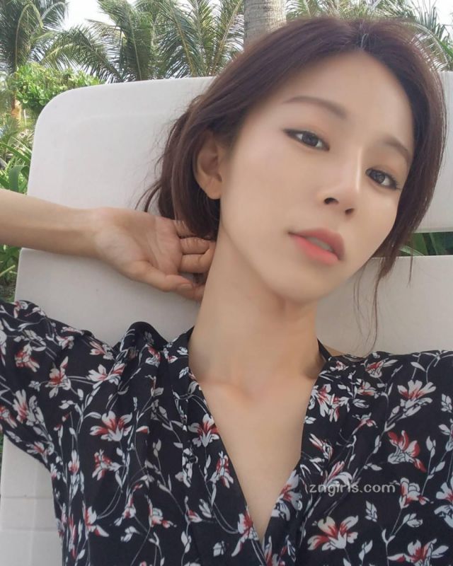 韩国美女BoraKim私房美照气质迷人