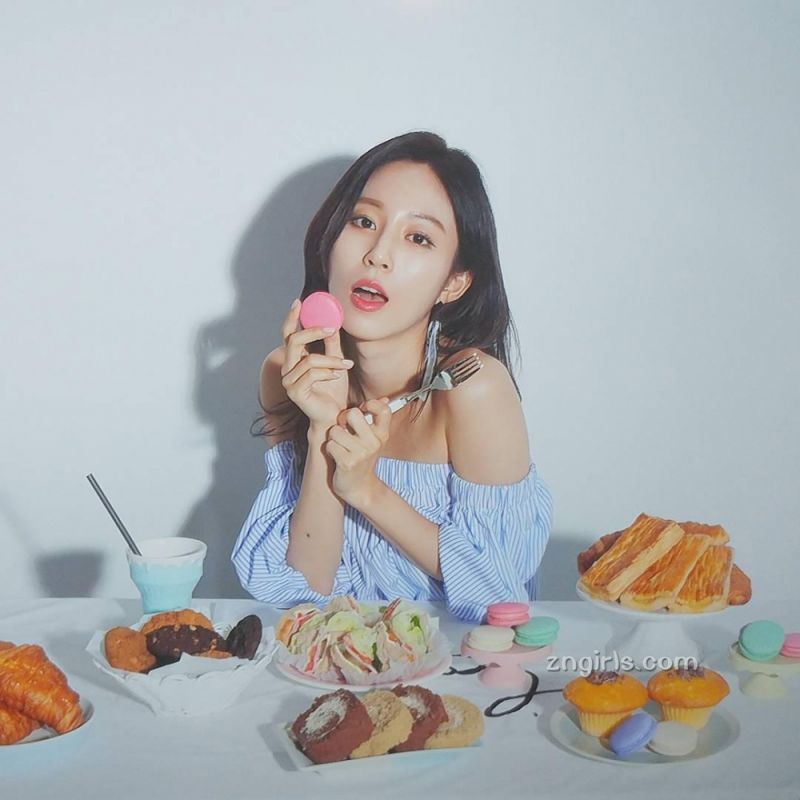韩国美女BoraKim私房美照气质迷人