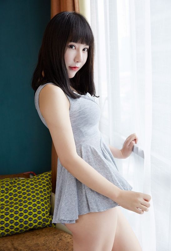 童颜巨乳美女大波妹丰乳翘臀诱惑美女大胆尺度套图写真