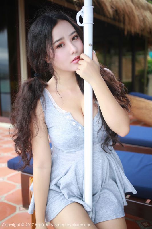 双马尾女神玛鲁娜淡蓝粗布秀火辣事业线