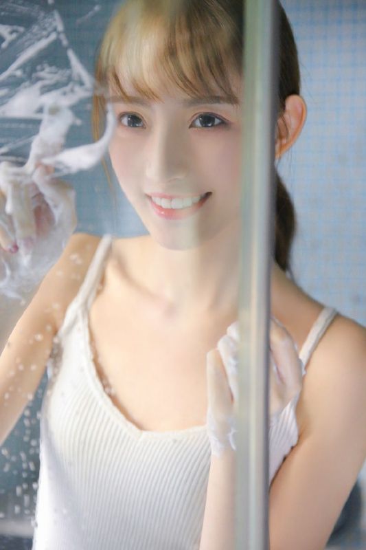 浴缸裸体少女萝莉白皙酥胸娇嫩性感大胆人体艺术照