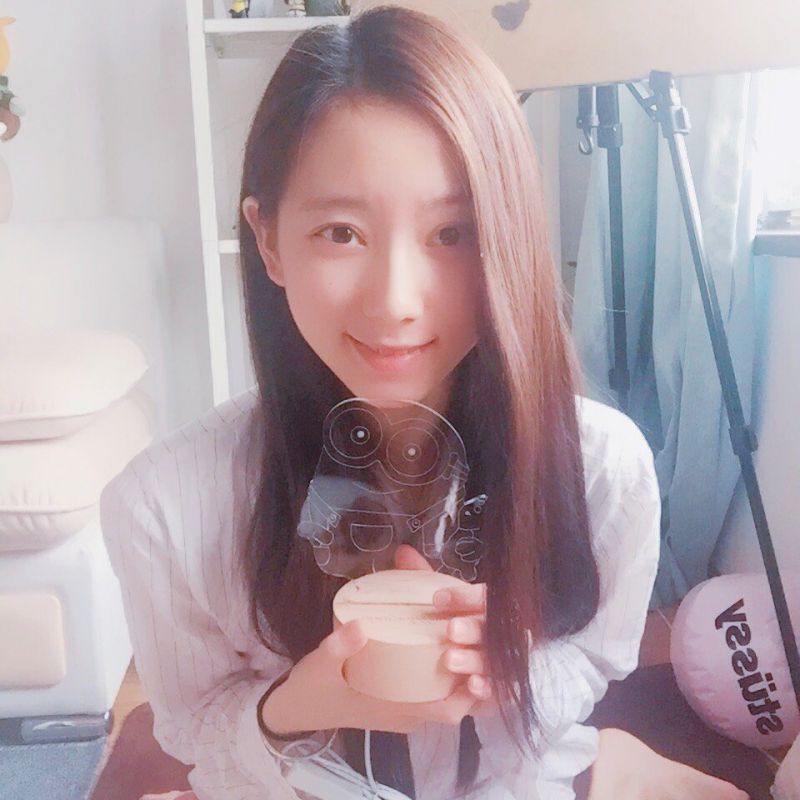 清纯系美女徐雯倩私拍写真图片
