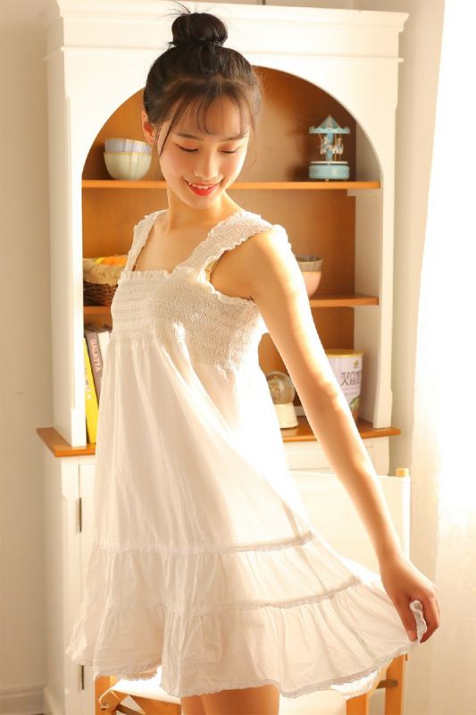 童颜美少女可爱丸子头居家蕾丝裙小清纯生活图