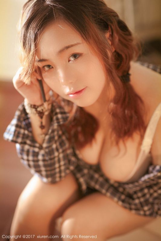 童颜巨乳美女米爱Demon透明内衣写真