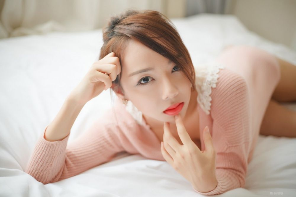 风流多情美女少妇妩媚销魂私房艺术性感美女内衣写真