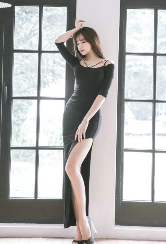 大长腿模特美女高叉裙礼服性感气质美女诱惑写真