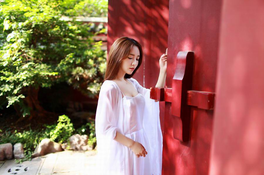 韩国美女性感内衣秀图 秀人网美女嘉宝贝儿超性感内衣秀
