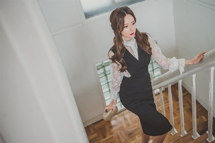 大长腿美女碎花连衣裙红唇性感火辣身材美女诱惑写真