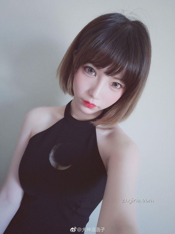 萝莉美女犬神洛洛子微博私房写真