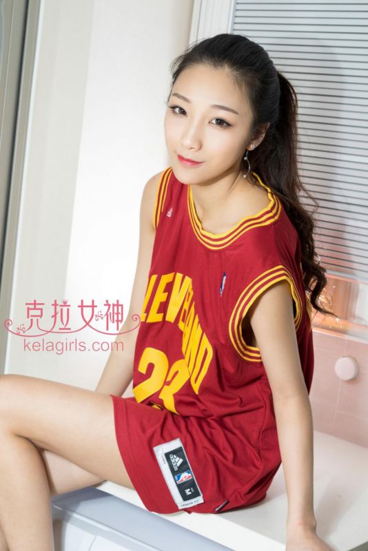 长腿女神静静私房内衣写真性感迷人