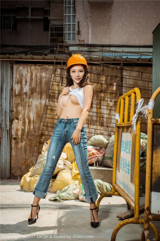 宅男女神媛美人牛仔裤露腹肌美腰长腿性感姿色迷人写真