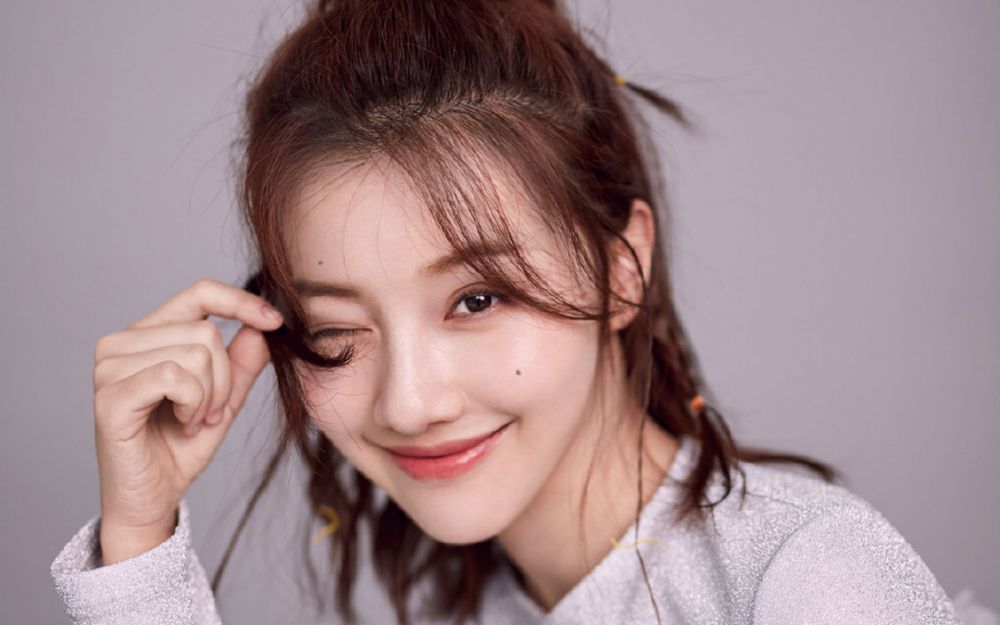 俏皮美女王鹤润小清新清纯萌妹子明星图片