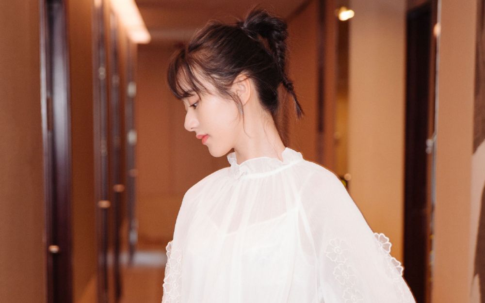 优雅国产美女袁冰妍极品透视装精品明星图片