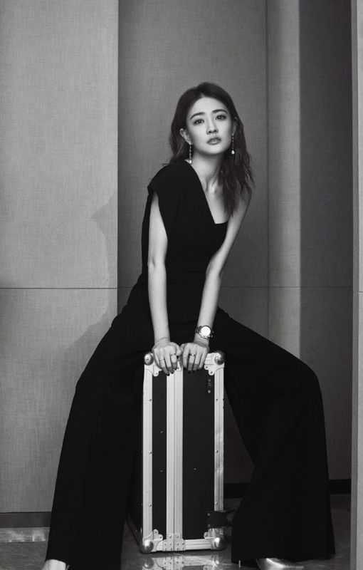 长发靓丽成熟典徐璐明星艺术照极品图库