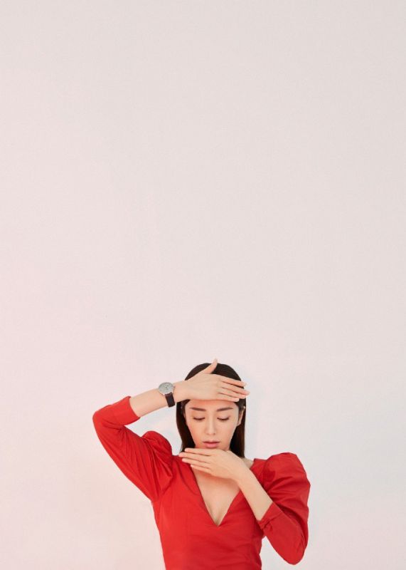 轻熟女秦岚商务服饰高挑帅气女王明星写真图片