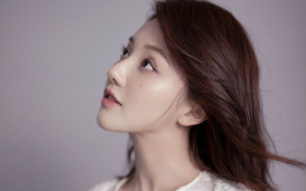 俏皮美女王鹤润小清新清纯萌妹子明星图片