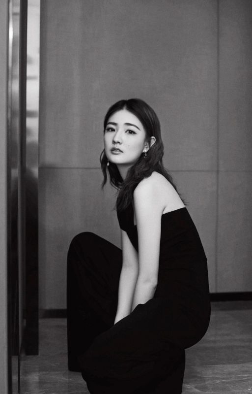 长发靓丽成熟典徐璐明星艺术照极品图库