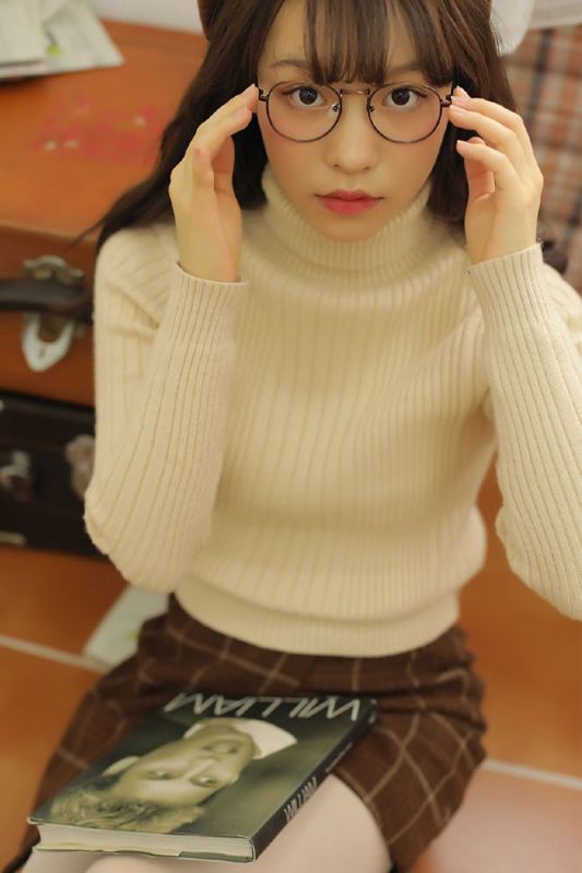 性感美女教师白丝袜短裙制服文艺诱惑气质写真