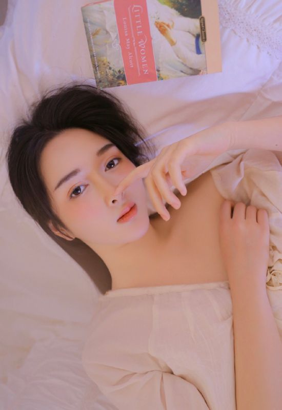 极品少妇床上姨母睡衣的诱惑风骚嫂子性感写真图片
