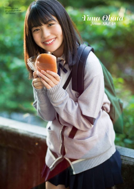 天使美少女日本制服学生妹短裙美腿清纯图片