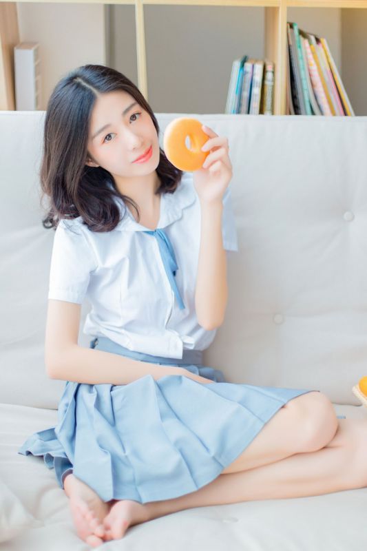 校园超短裙少女清雅阳光气质图书馆养眼诱惑写真