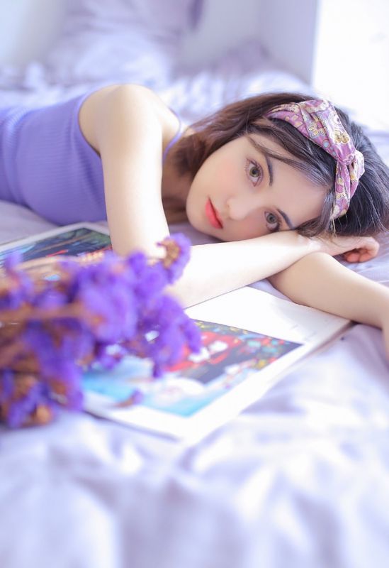 混血儿美女淡雅性感私房酥胸美臀诱惑写真