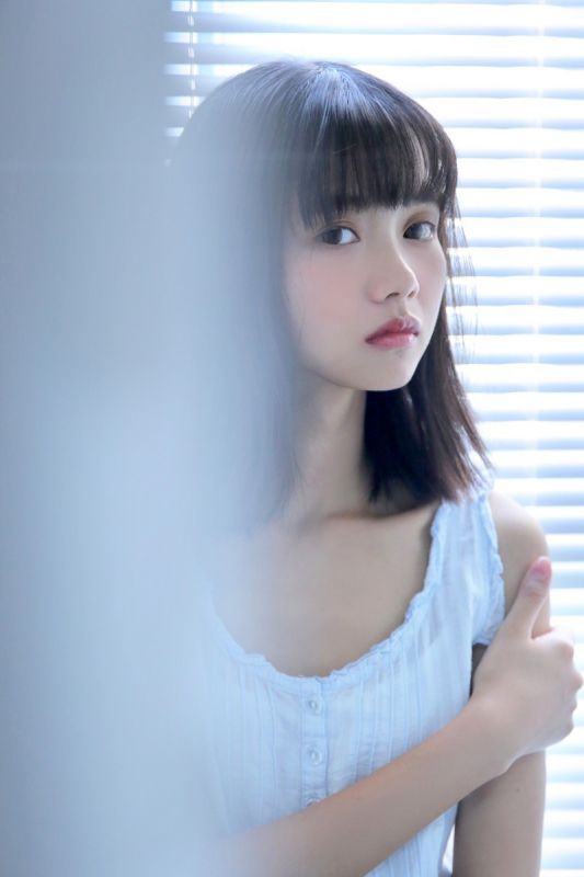 日系氧气少女清纯惹火居家内衣诱惑写真图片