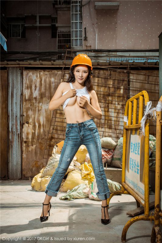 宅男女神媛美人牛仔裤露腹肌美腰长腿性感姿色迷人写真
