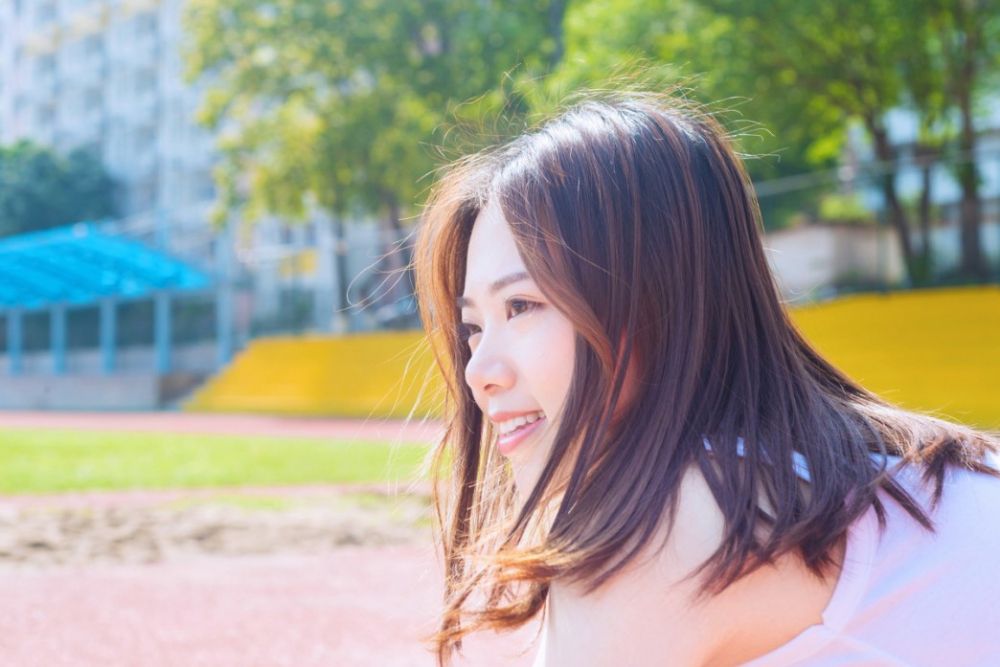 大学生美女模特小清新运动装长腿性感写真