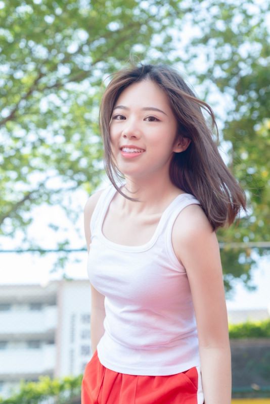 大学生美女模特小清新运动装长腿性感写真