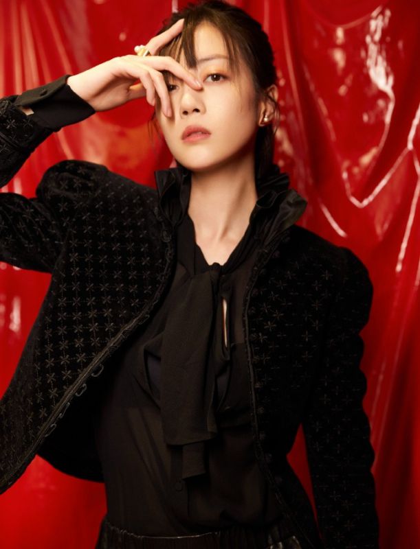 骨感美女李溪芮火辣养眼长腿明星写真图片