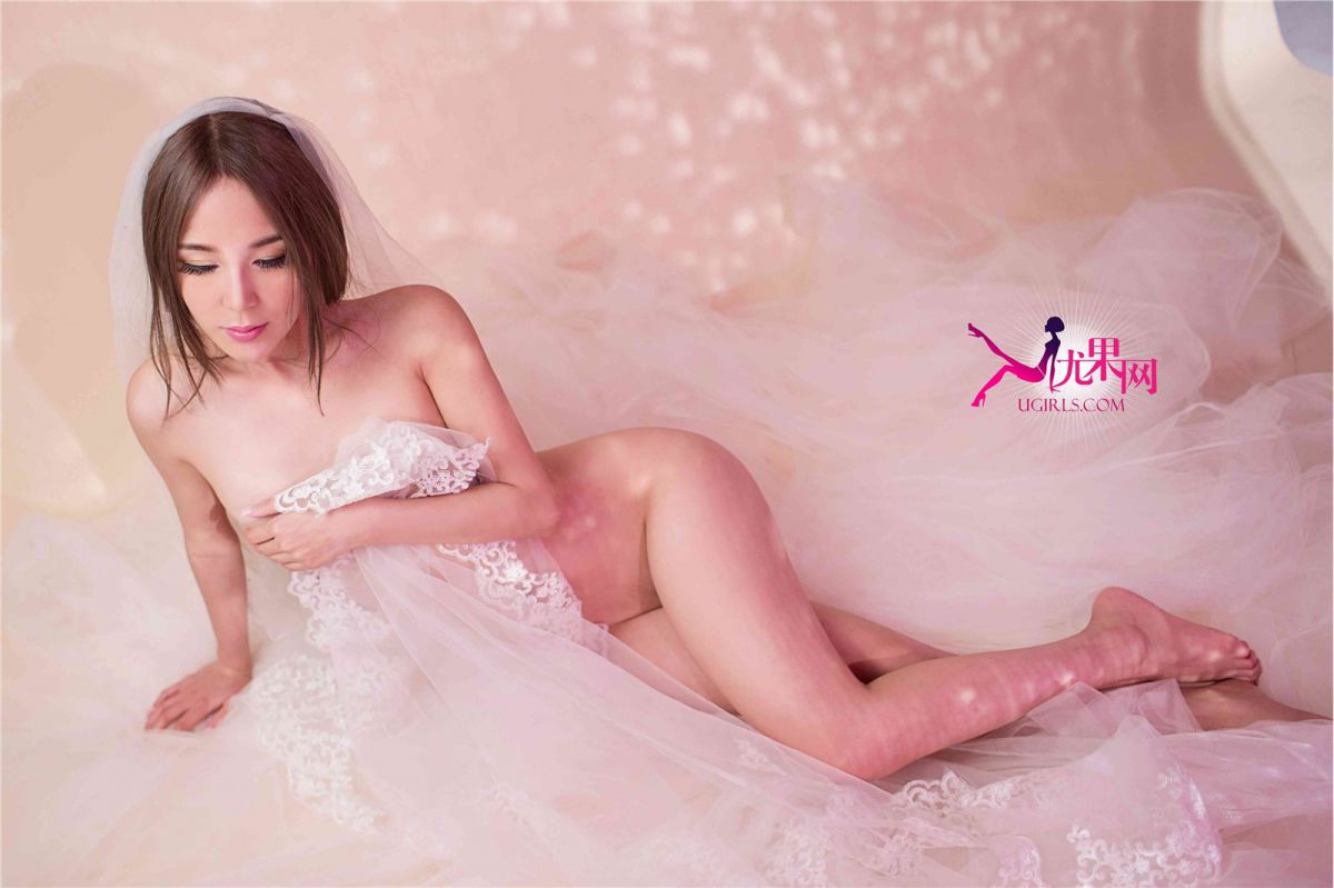 尤果网嫩模刘美辰私房大胆人体艺术写真