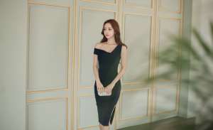 韩国美女模特黑色礼服优雅性感翘臀美腿摄影写真