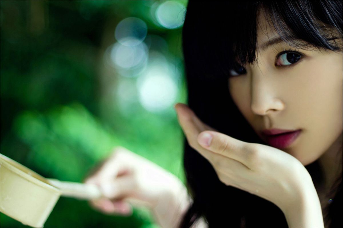 日本90后美女松川佑依子清新外拍