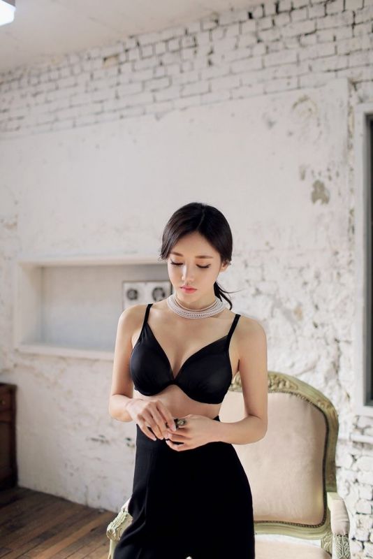 G奶御姐美女海瑟内衣爆乳肥臀大胆人体艺术写真