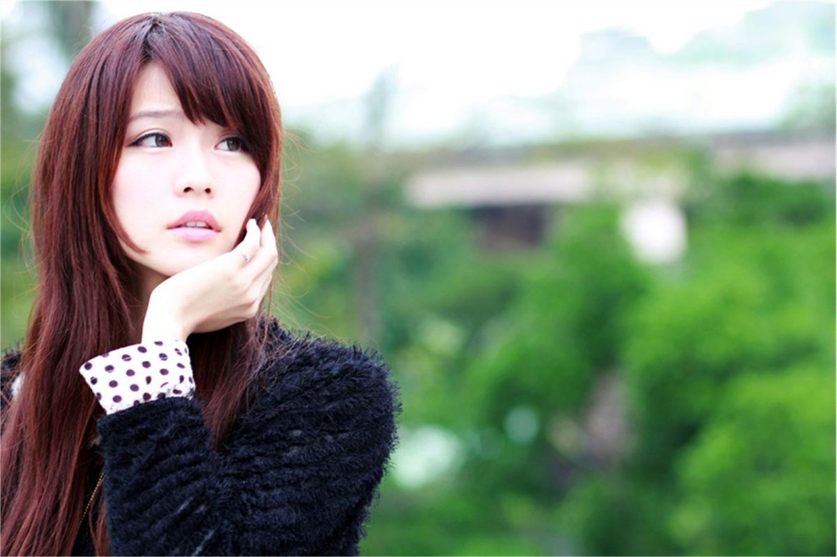 台湾萌妹子渔u校园甜美外拍