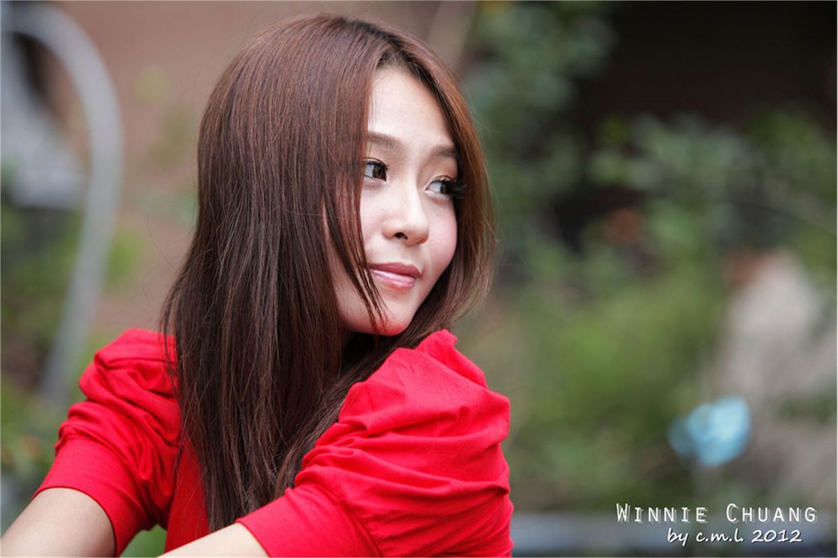 超短裙美女小雪Winnie户外唯美写真照