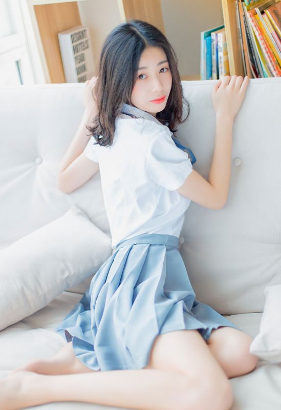 校园超短裙少女清雅阳光气质图书馆养眼诱惑写真