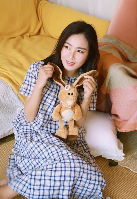 日系清秀美女白嫩清纯养眼私房小清新写真图片